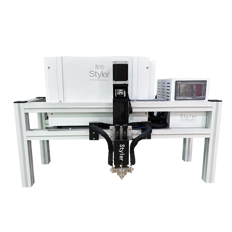 電動(dòng)龍門(mén)架點(diǎn)焊機(jī)